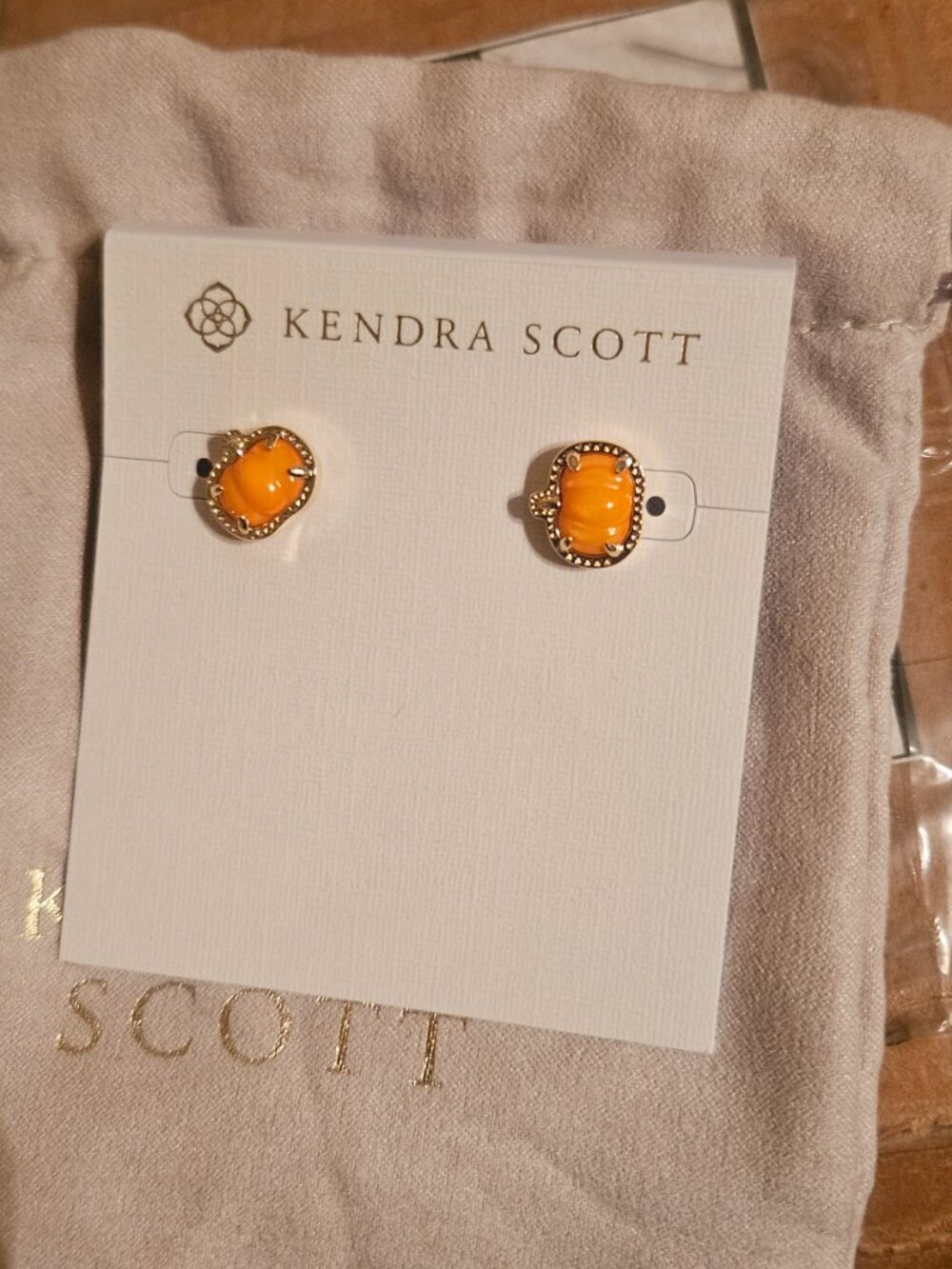 Kendra Scott pieces - Picture 6 of 6